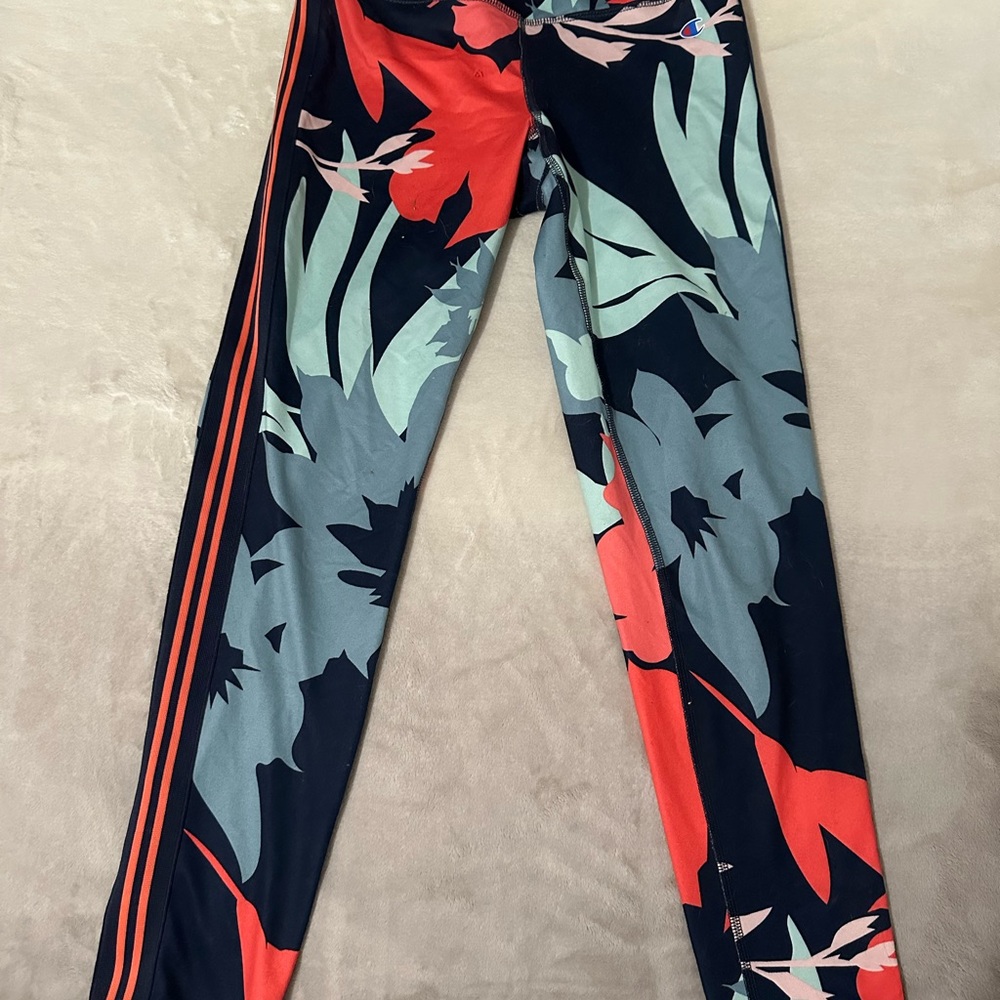 Champion Women's Floral Leggings - Black and Red